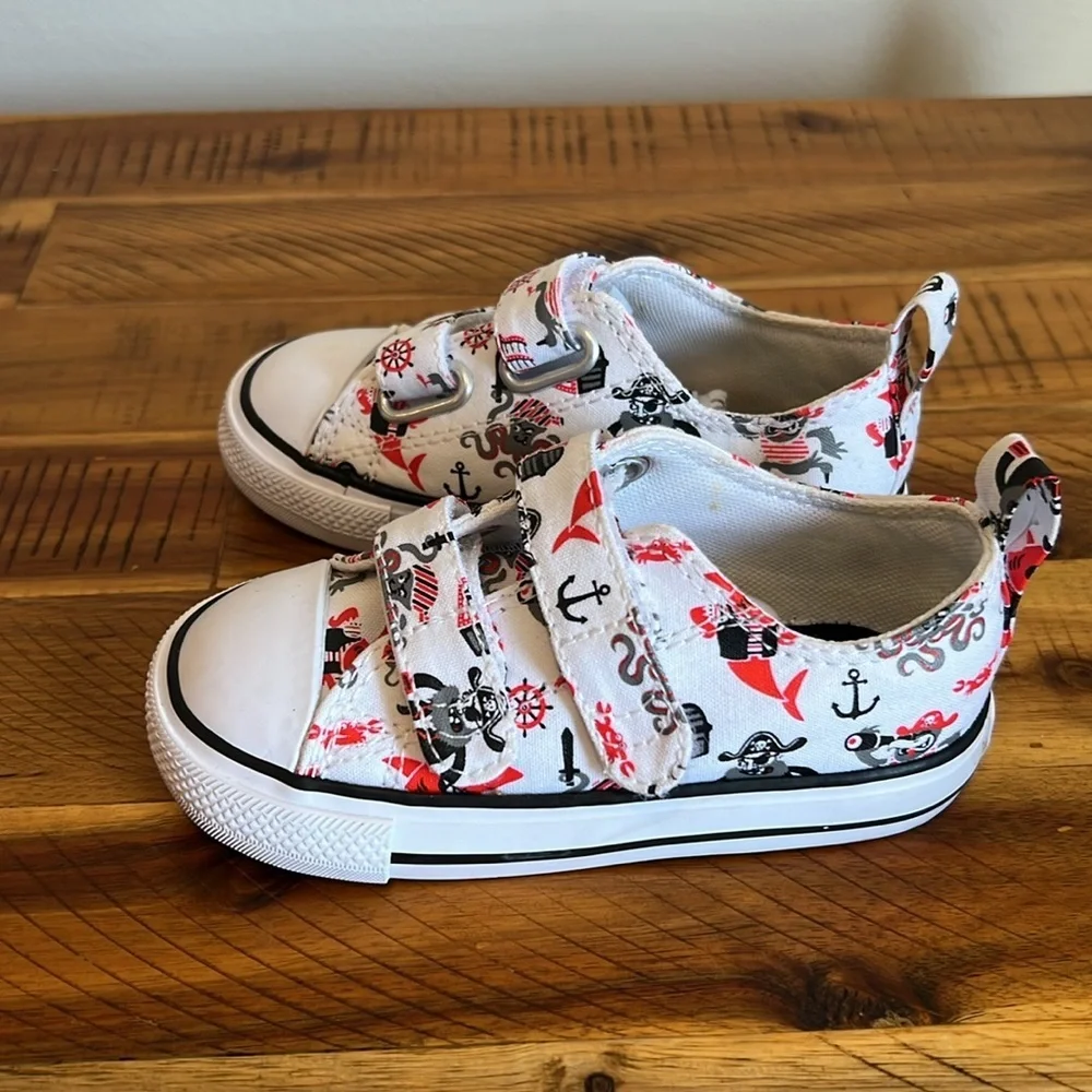 Converse Chuck Taylor All Star Easy-On Low TD 'Pirates'